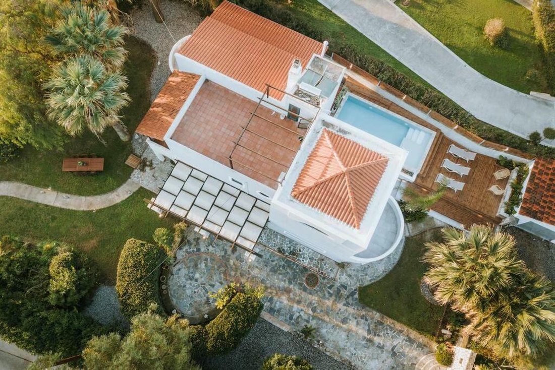 Villa in Rhodes, Aegean, Greece 5 - 15581345