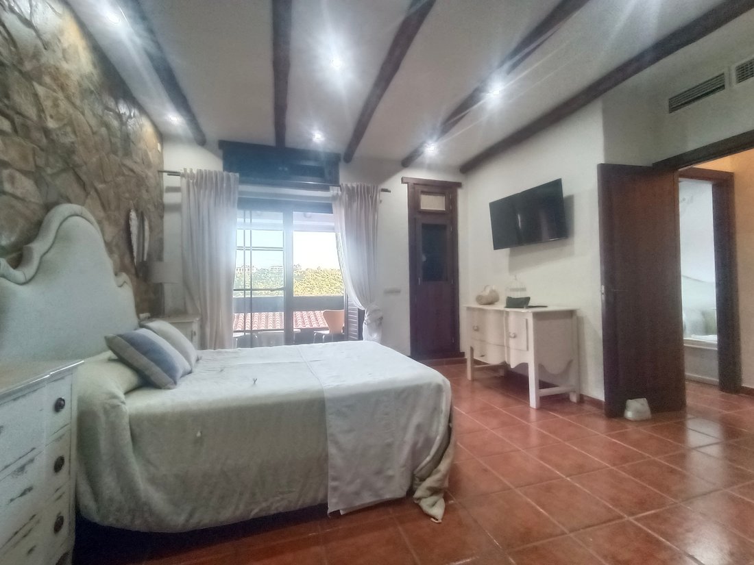 House in Guadiaro, San Roque, Andalusia 2 - 15582178