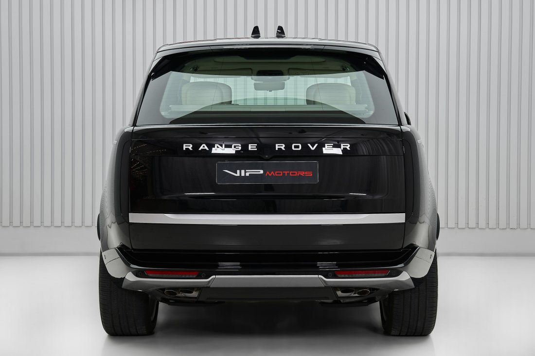 Suv in Dubai, Dubai, United Arab Emirates 5 - 15574429