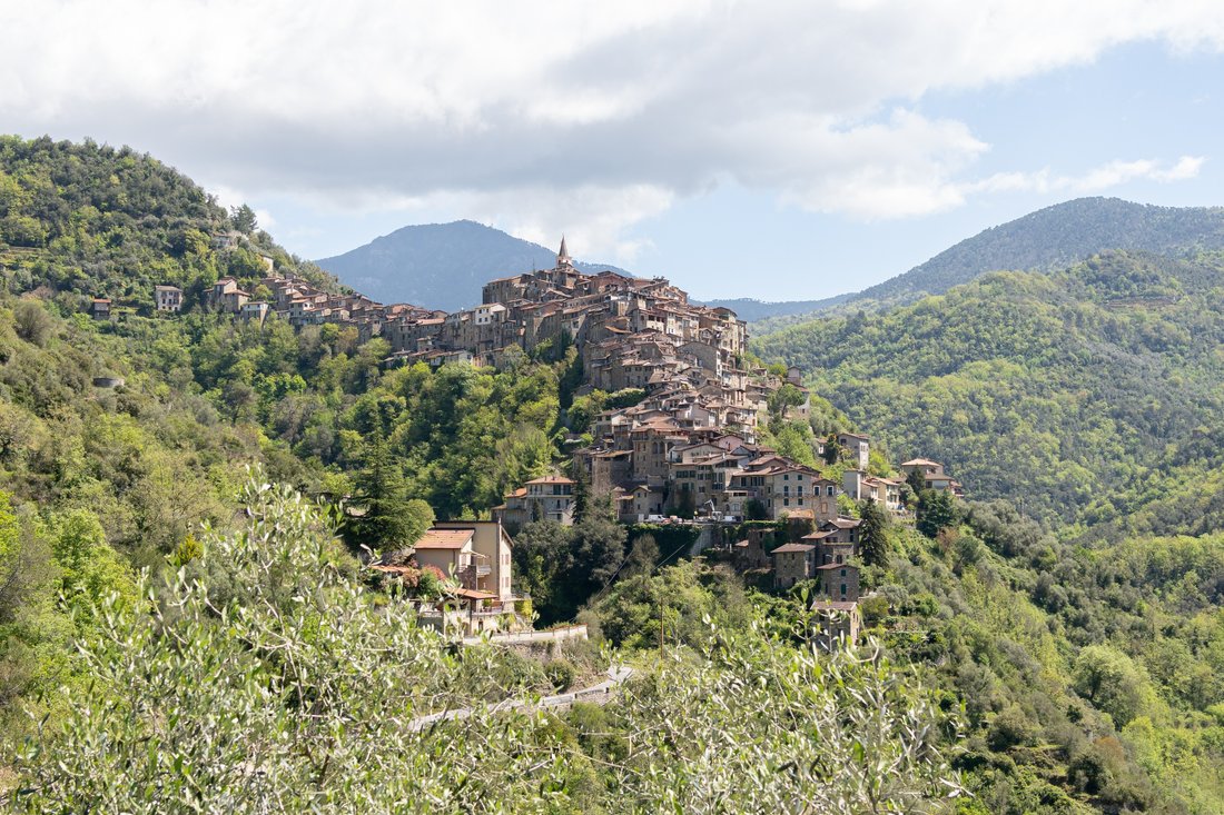 Villa in Apricale, Liguria, Italy 3 - 15578842