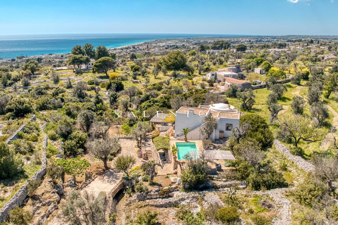 Villa in Salve, Apulia, Italy 3 - 15583680