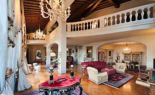 Villa in Calenzano, Tuscany, Italy 1