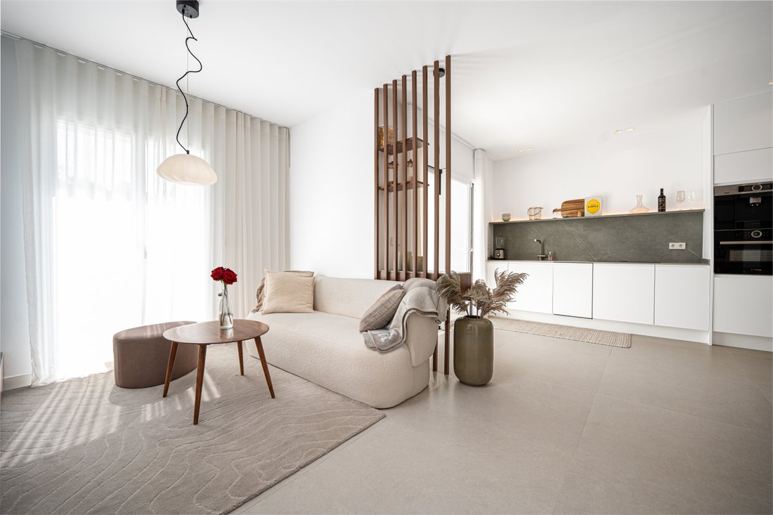 Apartment in Benahavis, Andalusia, Spain 4 - 15583453