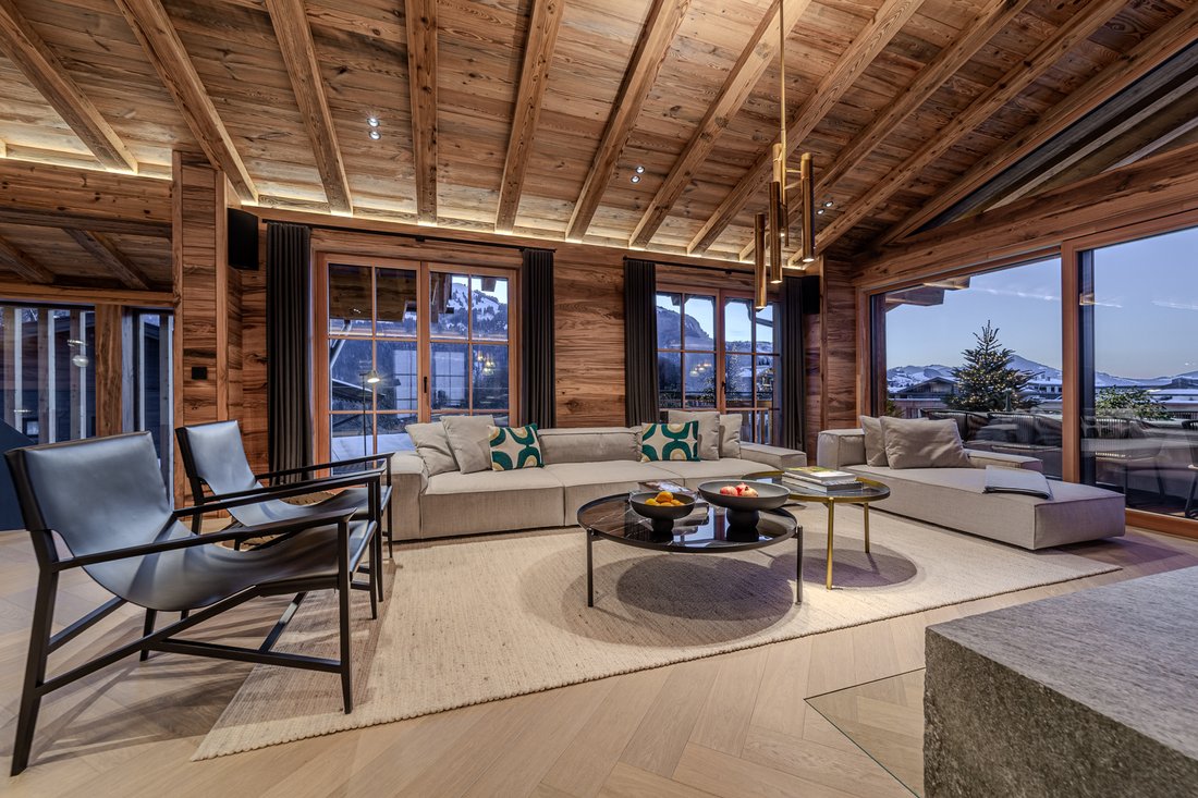 Whispers of the Alps: A Self-Sufficient Sanctuary in Kitzbühel’s Embrace