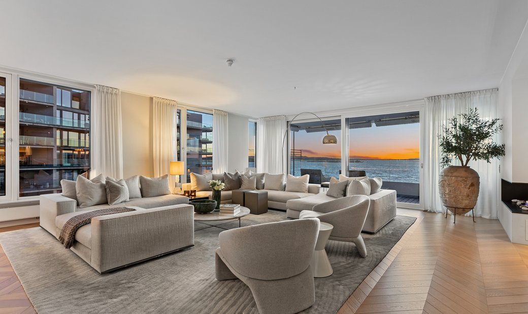 View of Exclusive Seafront Apartment With Balcony, Garage And In Oslo, Oslo ...