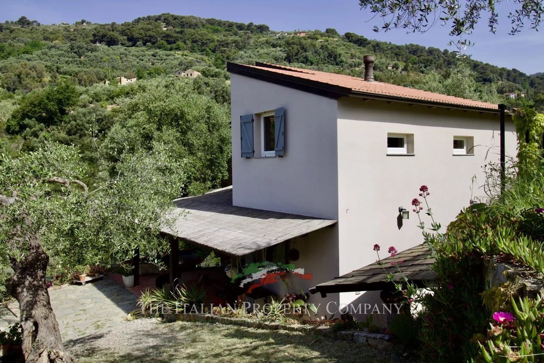 Villa in Vallebona, Liguria, Italy 5 - 15583839