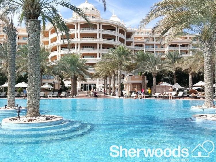 Apartment in Palm Jumeirah, Dubai, United Arab Emirates 1 - 15386768