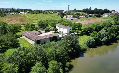 Tenuta a Vieil Angoulême-Centre Ville, Angoulême, Francia 1