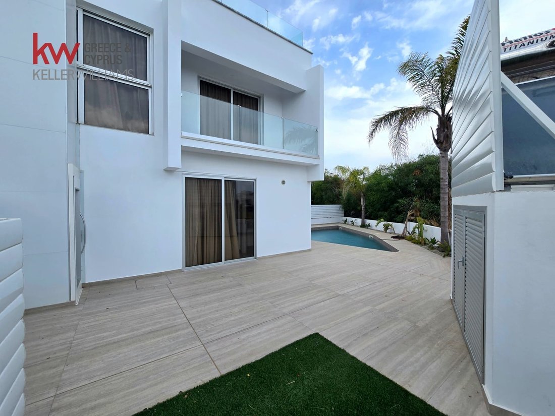 Villa in Protaras, Famagusta, Cyprus 2 - 15584234