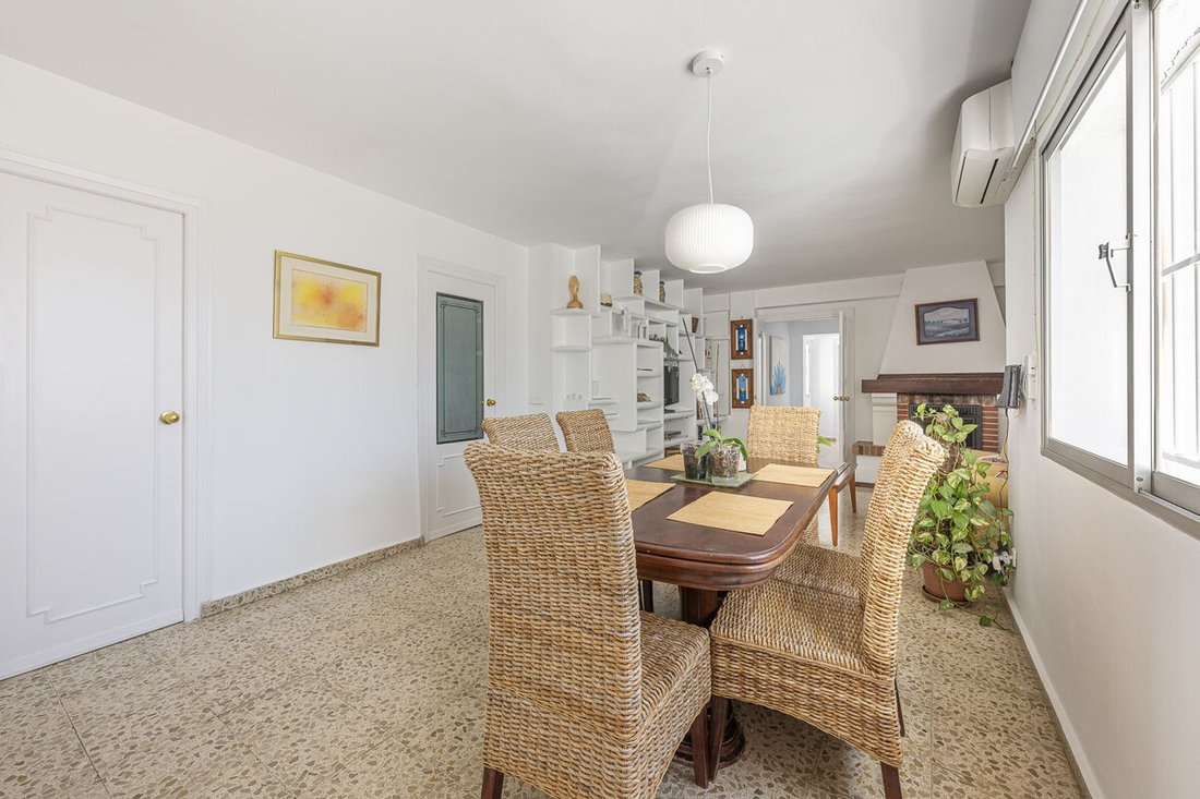Penthouse in San Pedro de Alcantara, Andalusia, Spain 4 - 15584734
