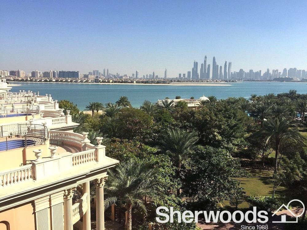 Apartment in Palm Jumeirah, Dubai, United Arab Emirates 1 - 15394538