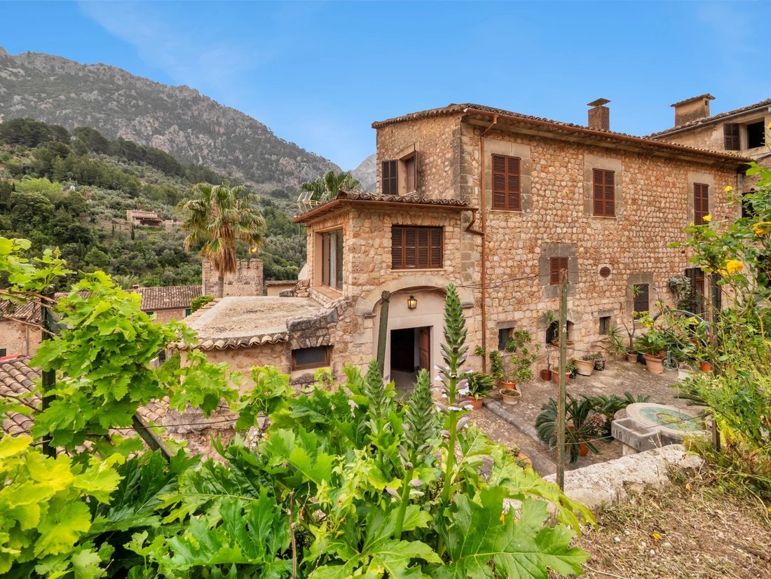 Villa in Fornalutx, Balearic Islands, Spain 3 - 15584888