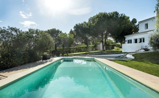 Villa in Faro (Se e Sao Pedro), Algarve, Portugal 1