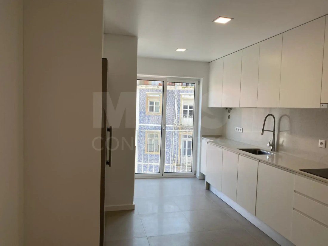 Apartment in Arroios, Lisbon, Portugal 2 - 15425347