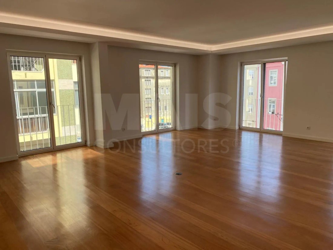 Apartment in Arroios, Lisbon, Portugal 1 - 15425347