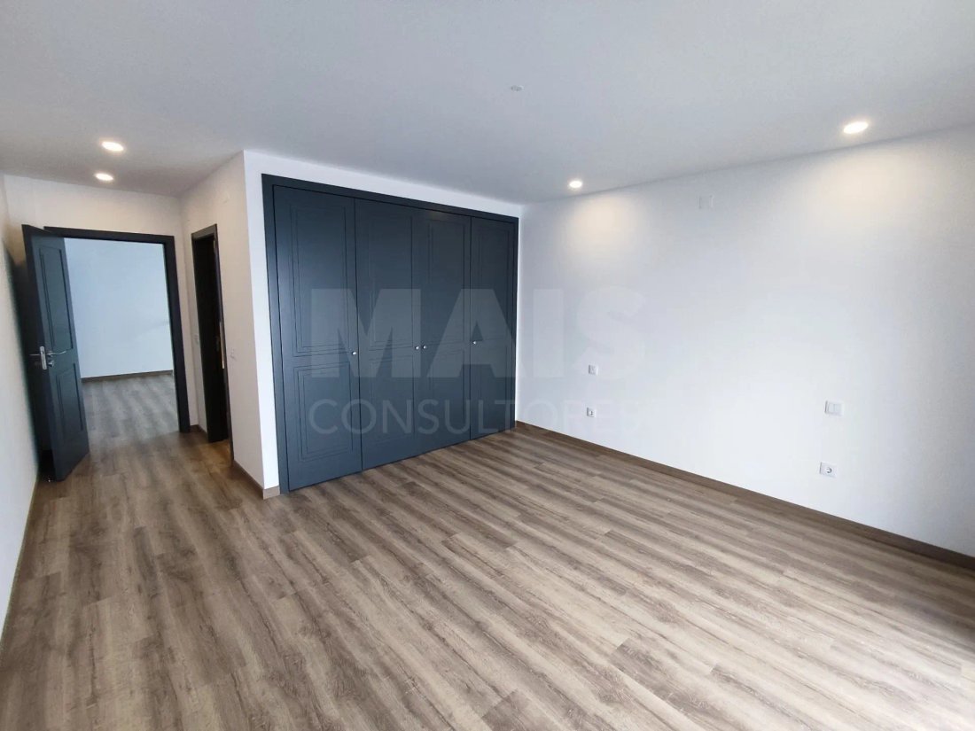 Villa in Vila Franca de Xira, Lissabon, Portugal 3 - 12730490