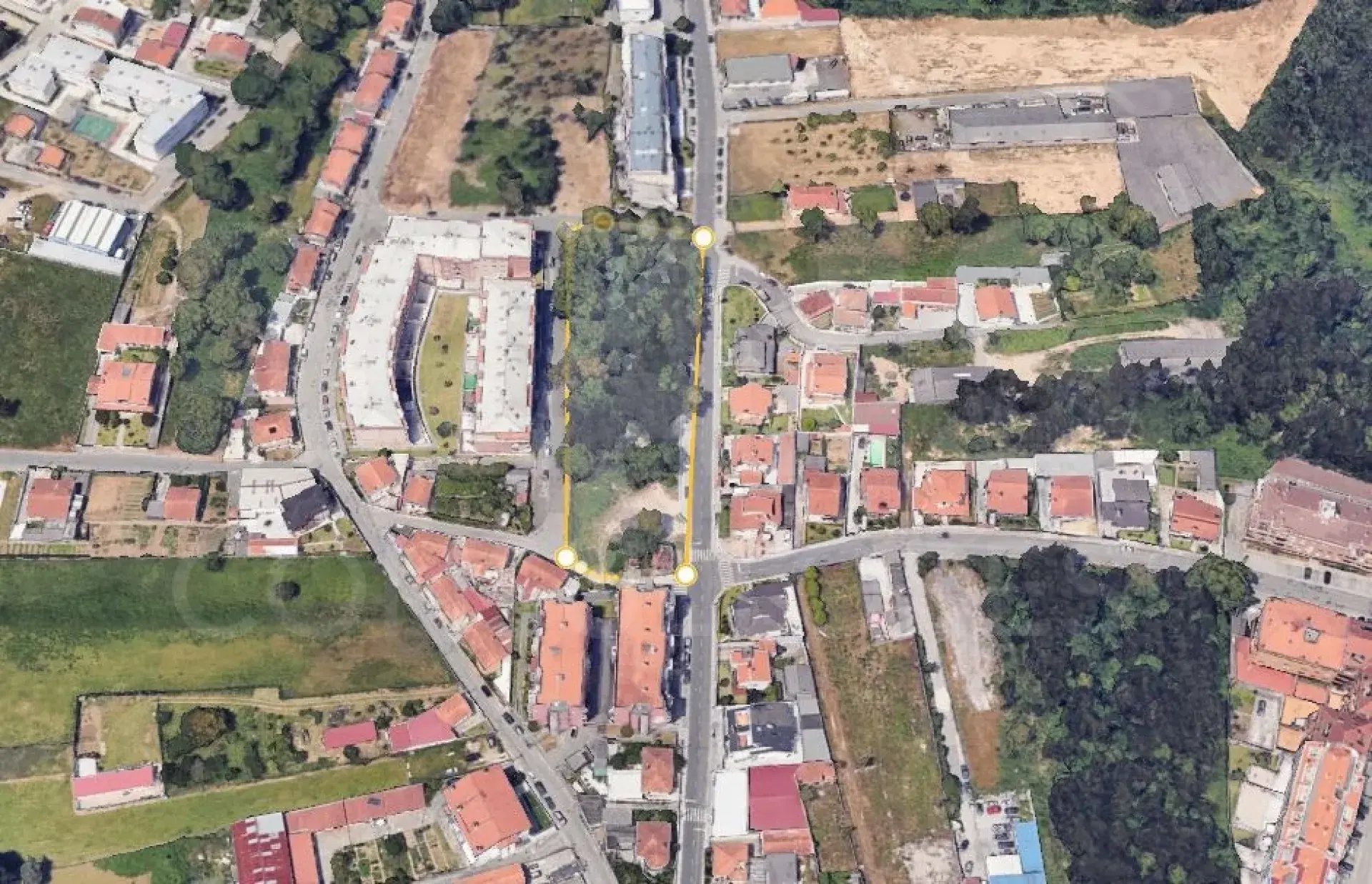 Land for sale in Vila Nova de Gaia, Portugal — €749,000