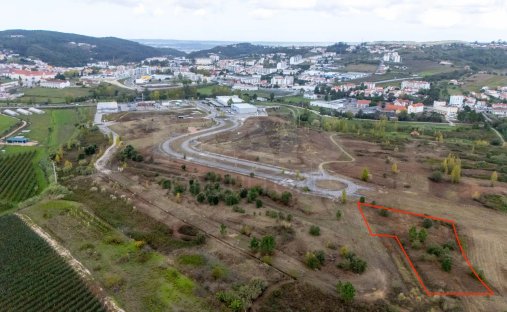 Land in Evora de Alcobaca, Leiria District, Portugal 1