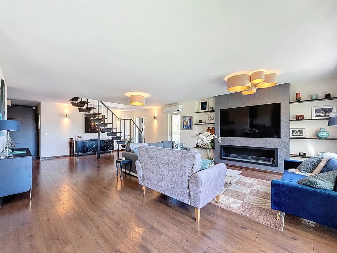 Apartment in Tignes et Sevigne, Le Cannet, France 3 - 15584932