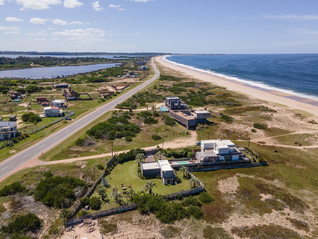 House in José Ignacio, Maldonado Department, Uruguay 1 - 15585424