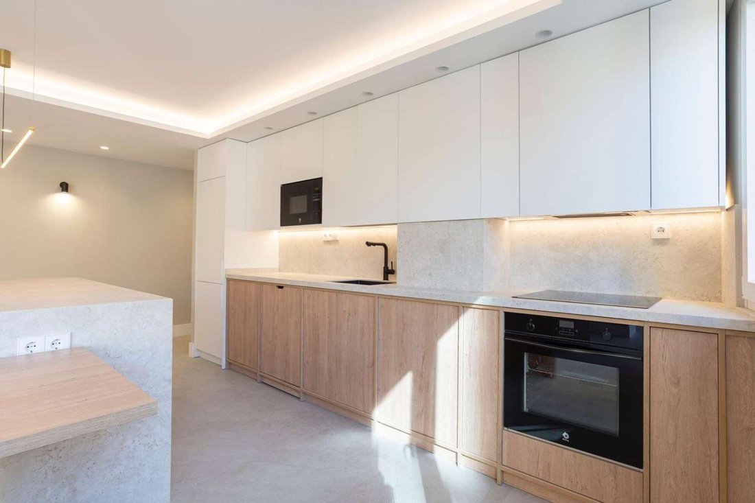 Apartment in Playa De La Malagueta, Centro, Malaga 2 - 15586093