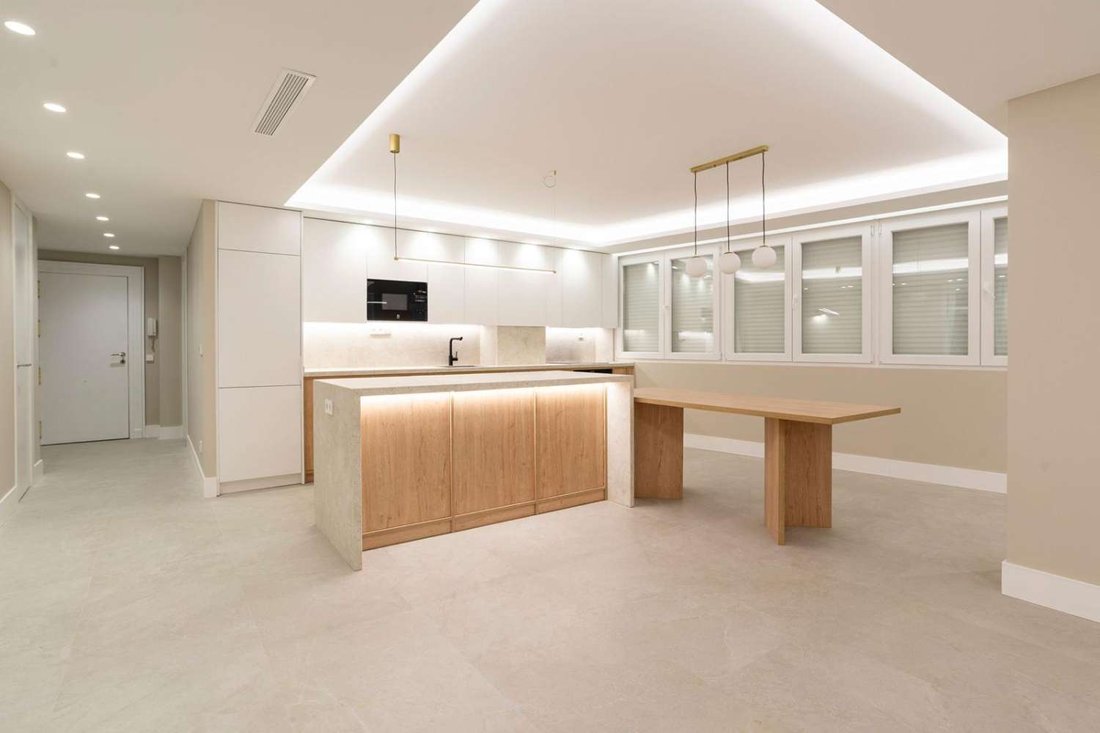 Apartment in Playa De La Malagueta, Centro, Malaga 4 - 15586093