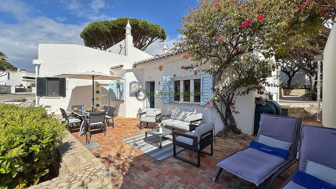 Townhouse in Vale do Lobo, Almancil, Portugal 1 - 15587484