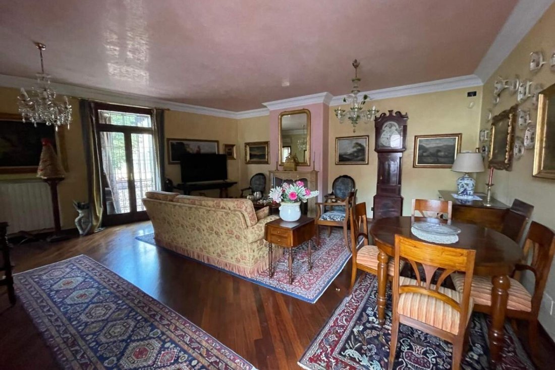 Villa in Moniga del Garda, Lombardy, Italy 5 - 15585703
