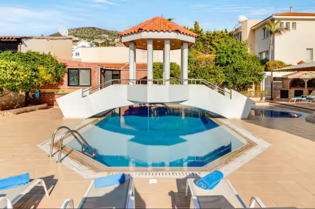 Villa in Tala, Paphos, Zypern 2 - 15585983