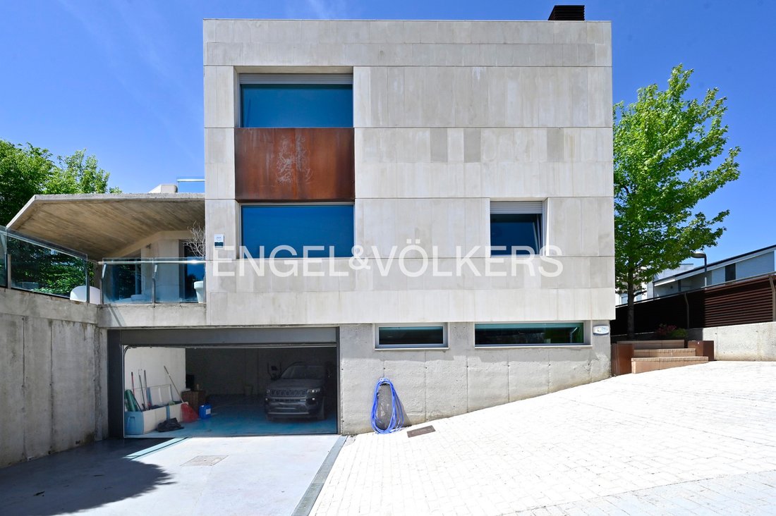 House in Santa Cruz de Bezana, Cantabria, Spain 4 - 15587177