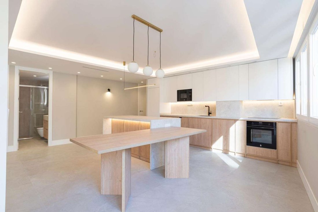 Apartment in Playa De La Malagueta, Centro, Malaga 1 - 15586093