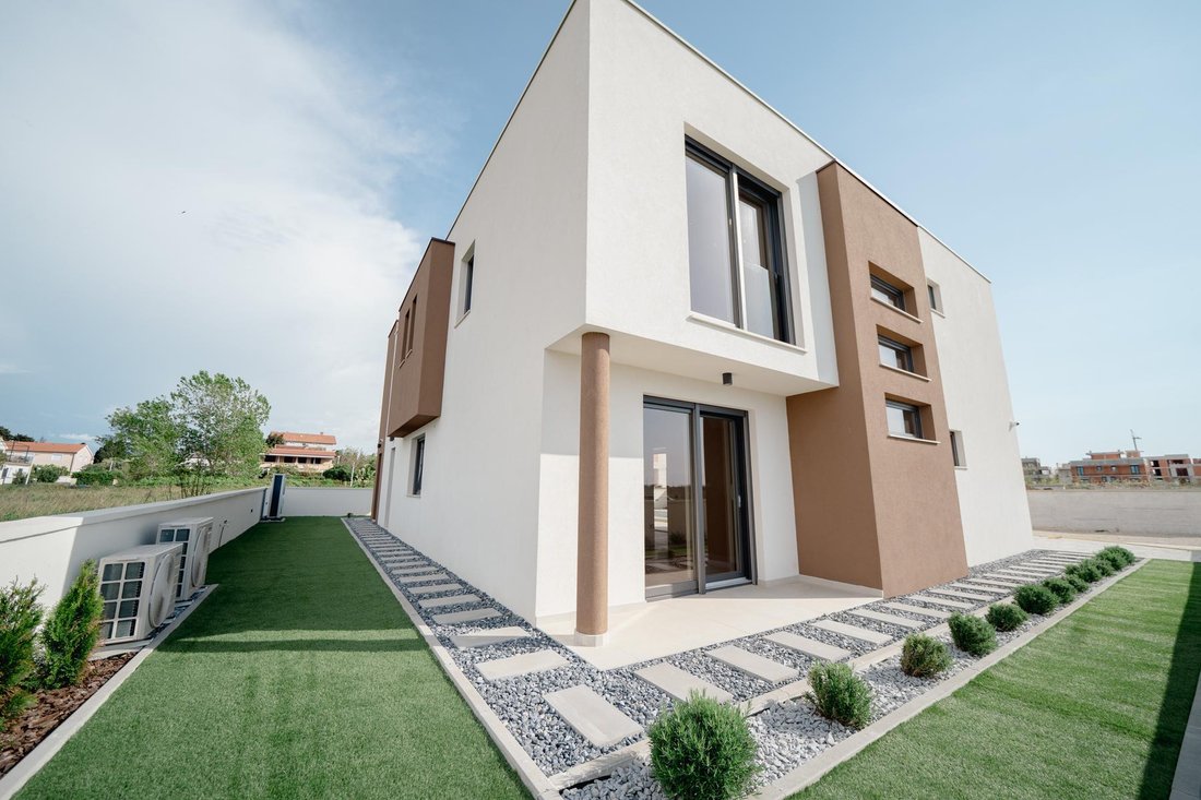 Villa in Privlaka, Zadar County, Croatia 3 - 15585902