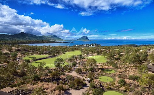 Land in Black River, Rivière Noire District, Mauritius 1