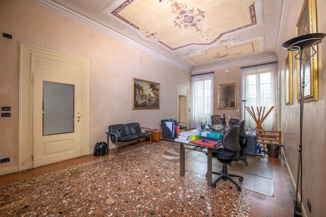 Apartment in Center, Verona, Veneto 1 - 15586462