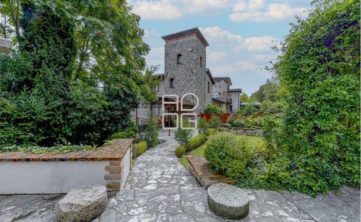 Villa in Entroterra, Desenzano del Garda, Lombardy 1