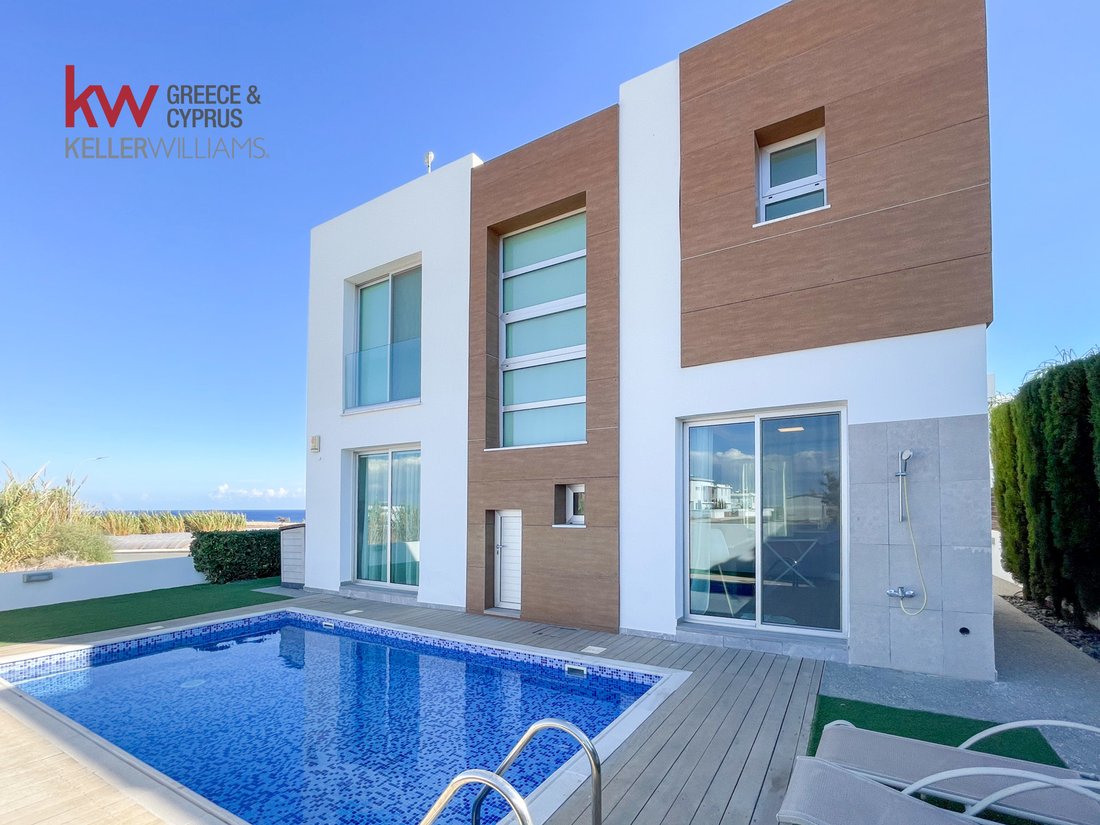 Villa in Paralimni, Famagusta, Cyprus 1 - 15585304