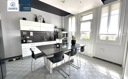 Castle for Sale in Oigny-en-Valois, Hauts-de-France, France