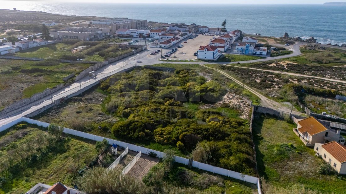 Land in Peniche, Leiria District, Portugal 1 - 15274211
