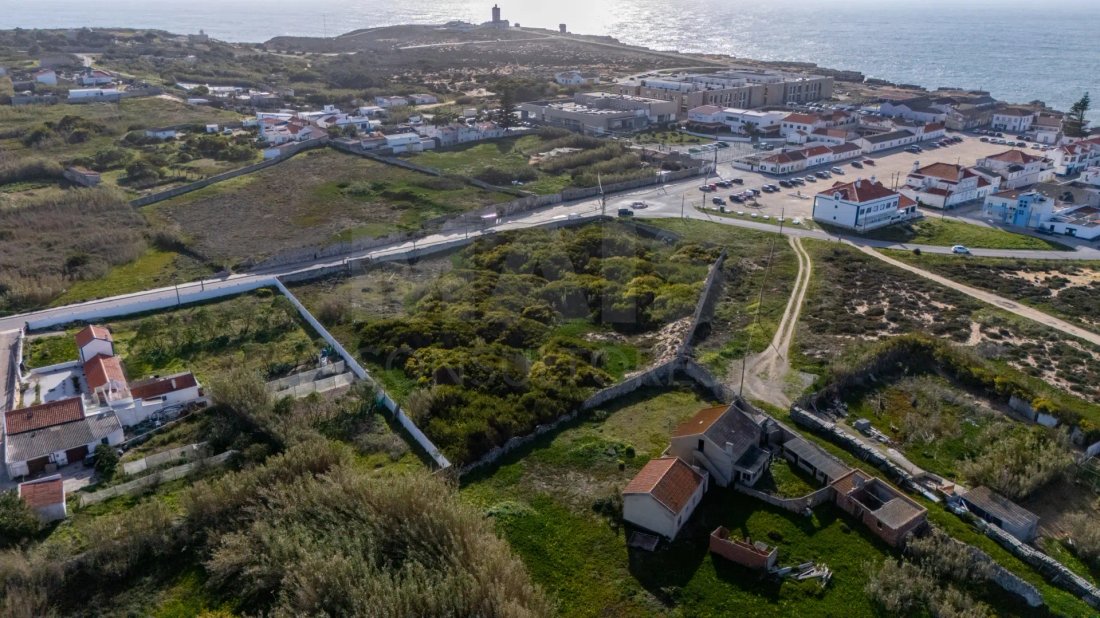 Land in Peniche, Leiria District, Portugal 3 - 15274211