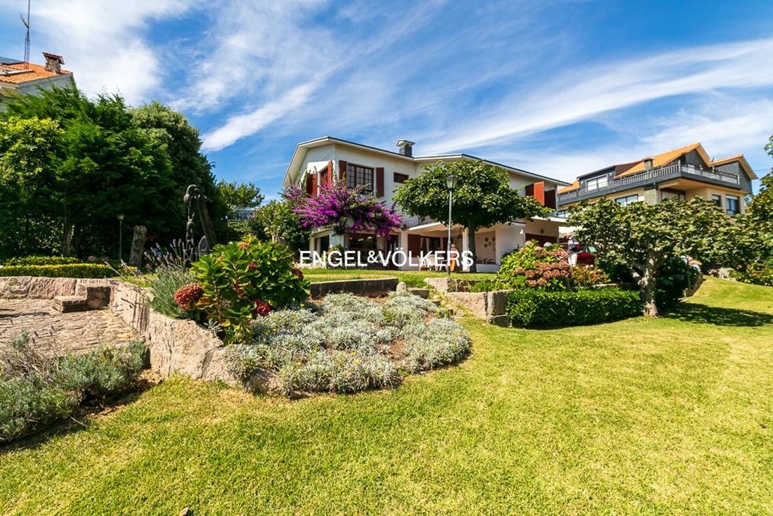 Villa in Panxon, Nigran, Spain 1 - 15585810