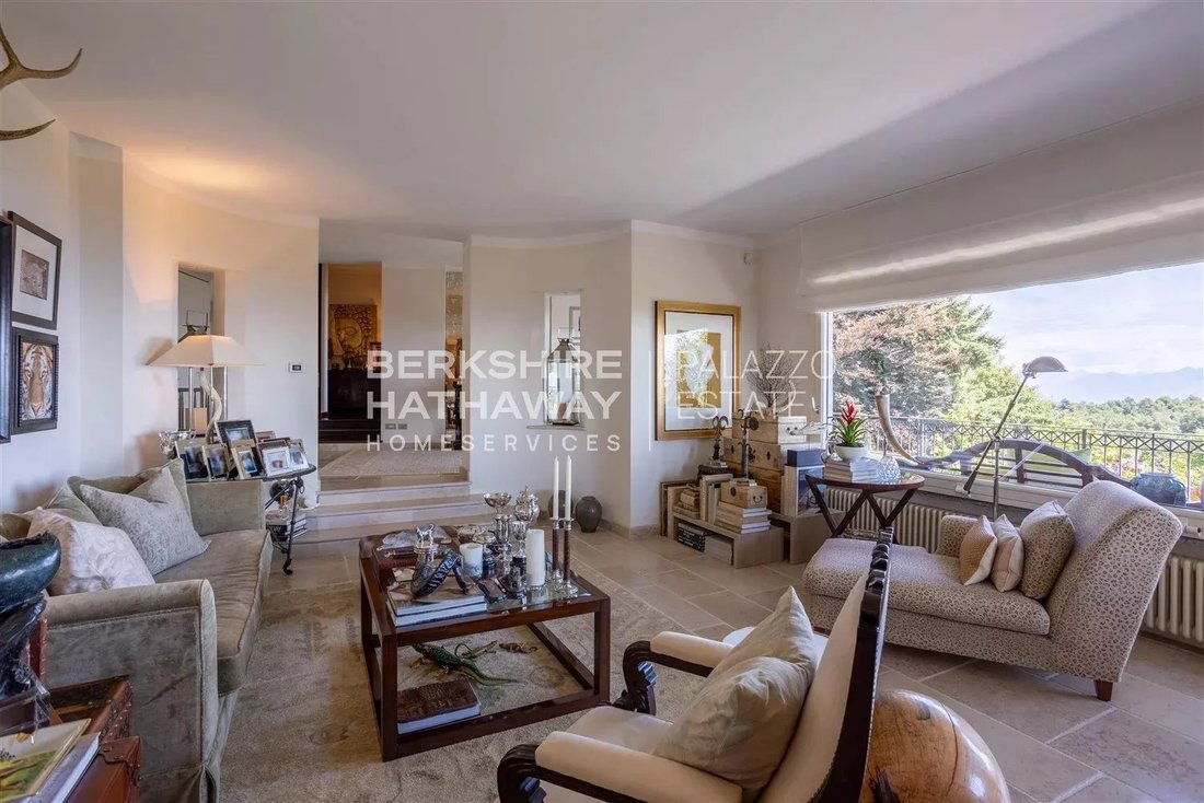 Villa in Stresa, Piedmont, Italy 5 - 15585773