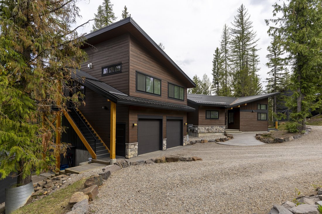 House in Fernie, British Columbia, Canada 3 - 15486926