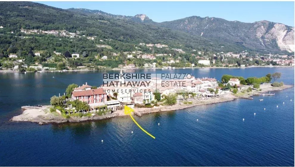 Villa in Stresa, Piedmont, Italy 1 - 15585705