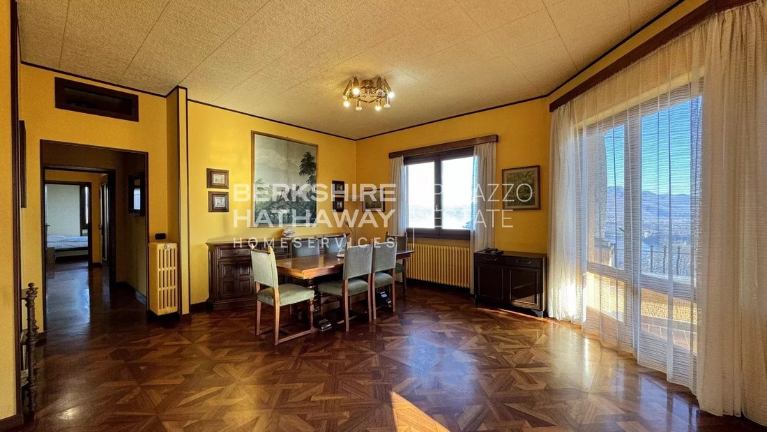 Villa in Stresa, Piedmont, Italy 4 - 15585835