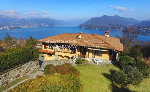 Villa in Stresa, Piedmont, Italy 1