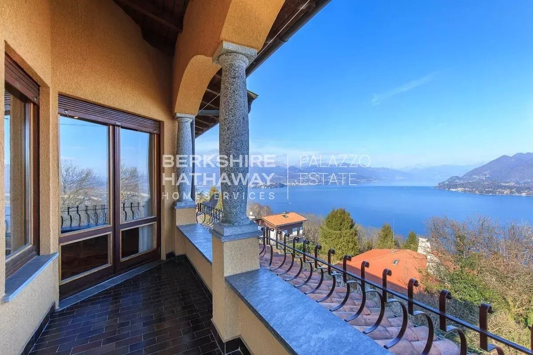 Villa in Stresa, Piedmont, Italy 5 - 15585835