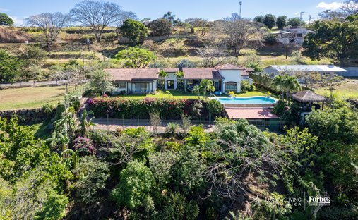 House in Guácima, Alajuela Province, Costa Rica 1