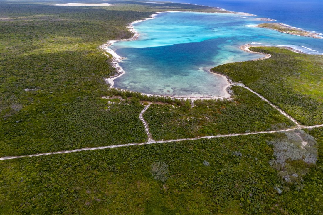 Terrain à Cabbage Point Settlement, Long Island, Bahamas 3 - 15587502