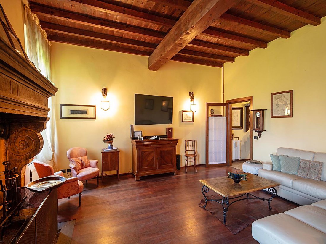 Haus in Cazzago San Martino, Lombardei, Italien 1 - 15588100