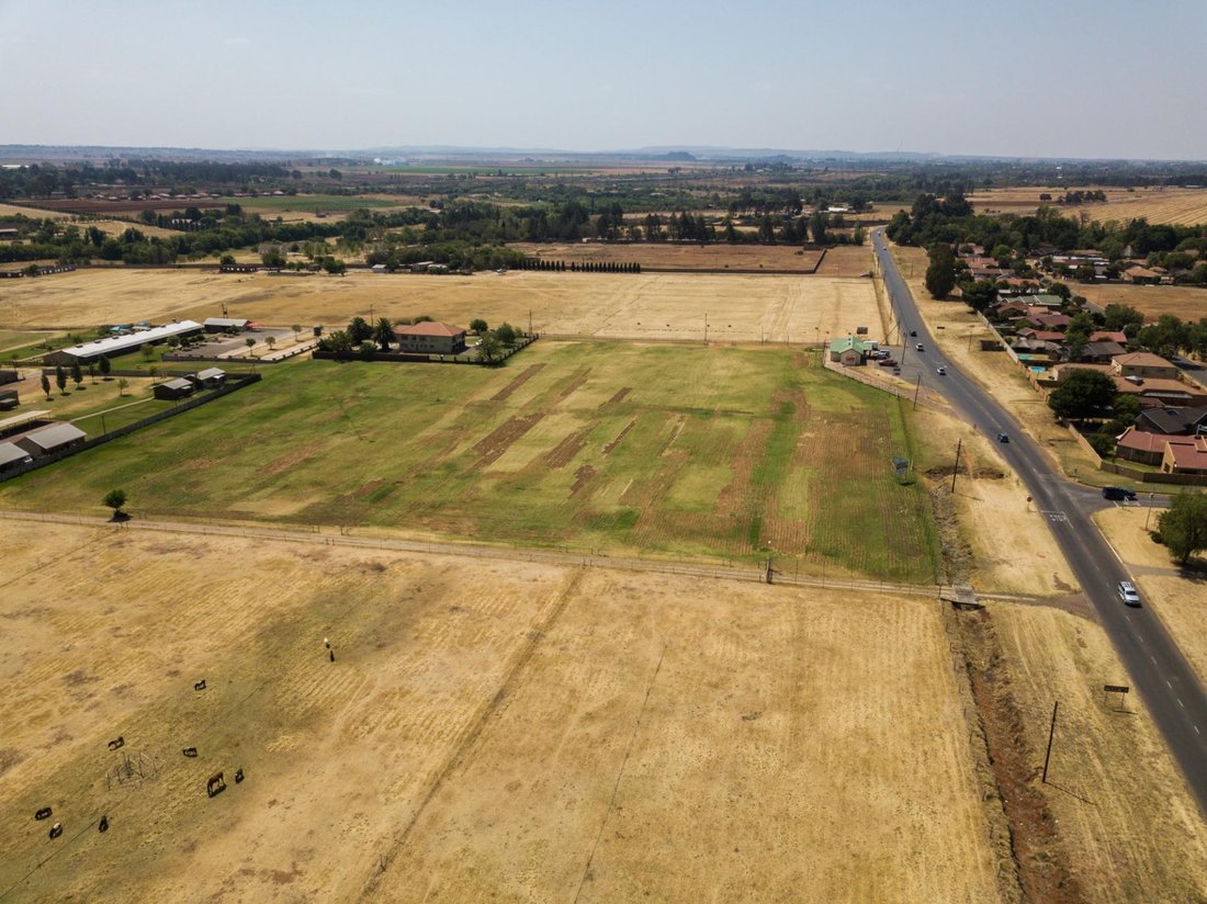 Land in Vanderbijlpark, Gauteng, South Africa 1 - 15588168